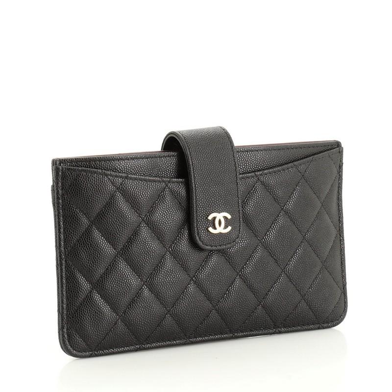 chanel cc pouch