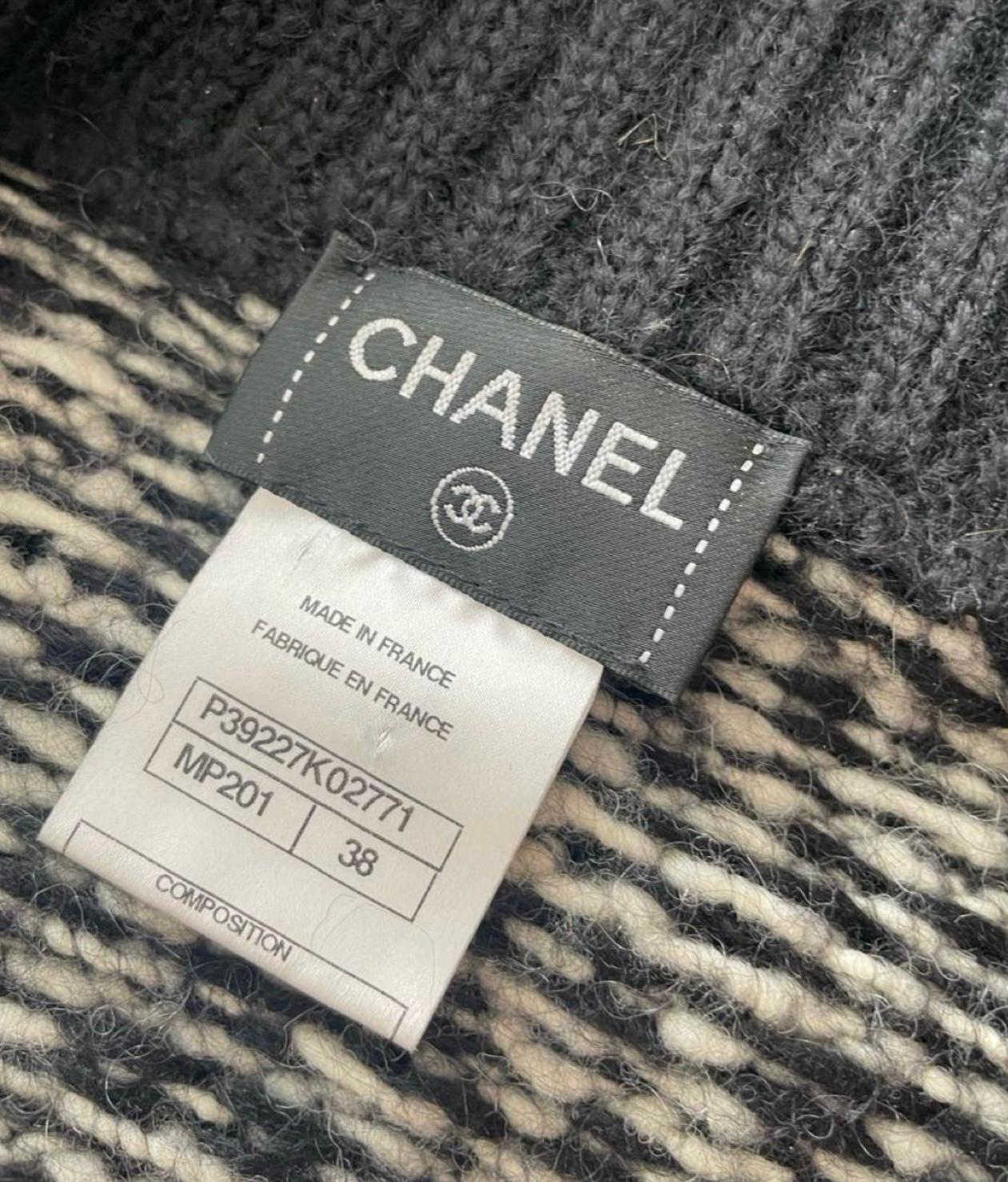 Chanel CC Jewel Buttons Black Knit Combo Jacket 4