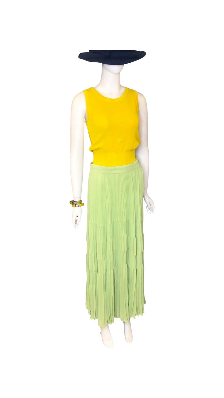 Chanel CC Knitted Yellow Cropped Tank Top  For Sale 3