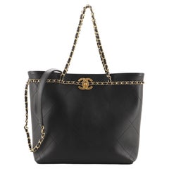 Chanel CC Lock Kettengriff Einkaufstasche aus gestepptem Kalbsleder