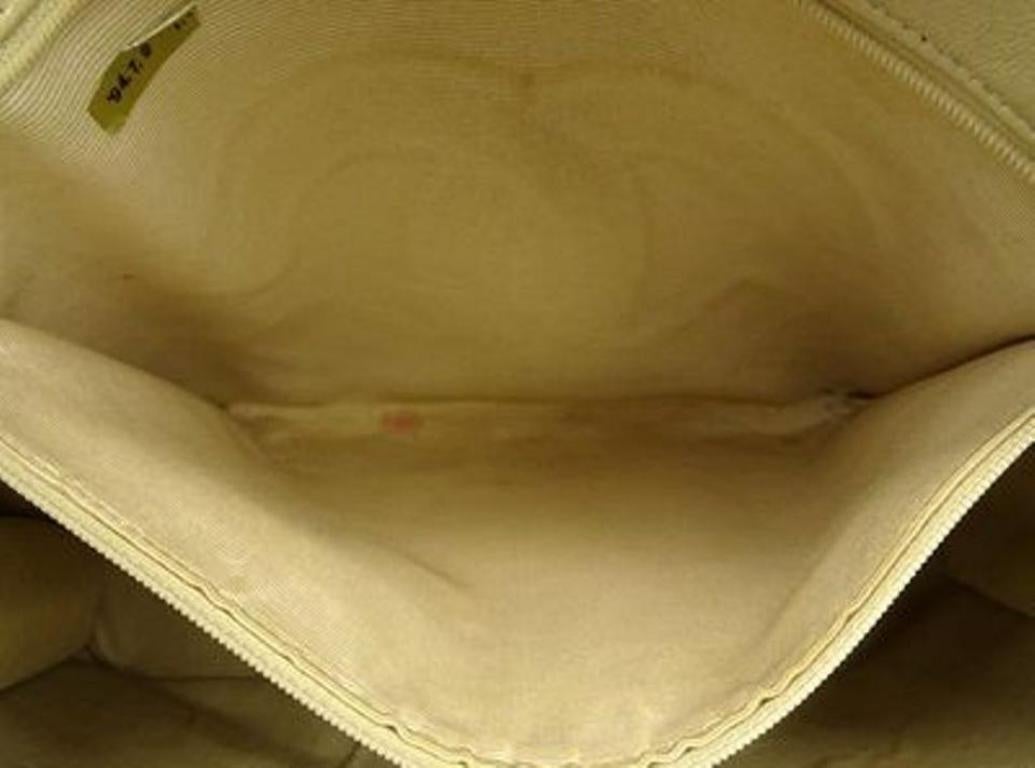 Chanel Cc Logo Ball Tote 220122 Beige Leather Shoulder Bag For Sale 2