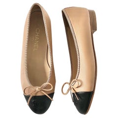 Chanel CC Logo Beige Black Leather Bow Embellished Ballet Flats 36.5