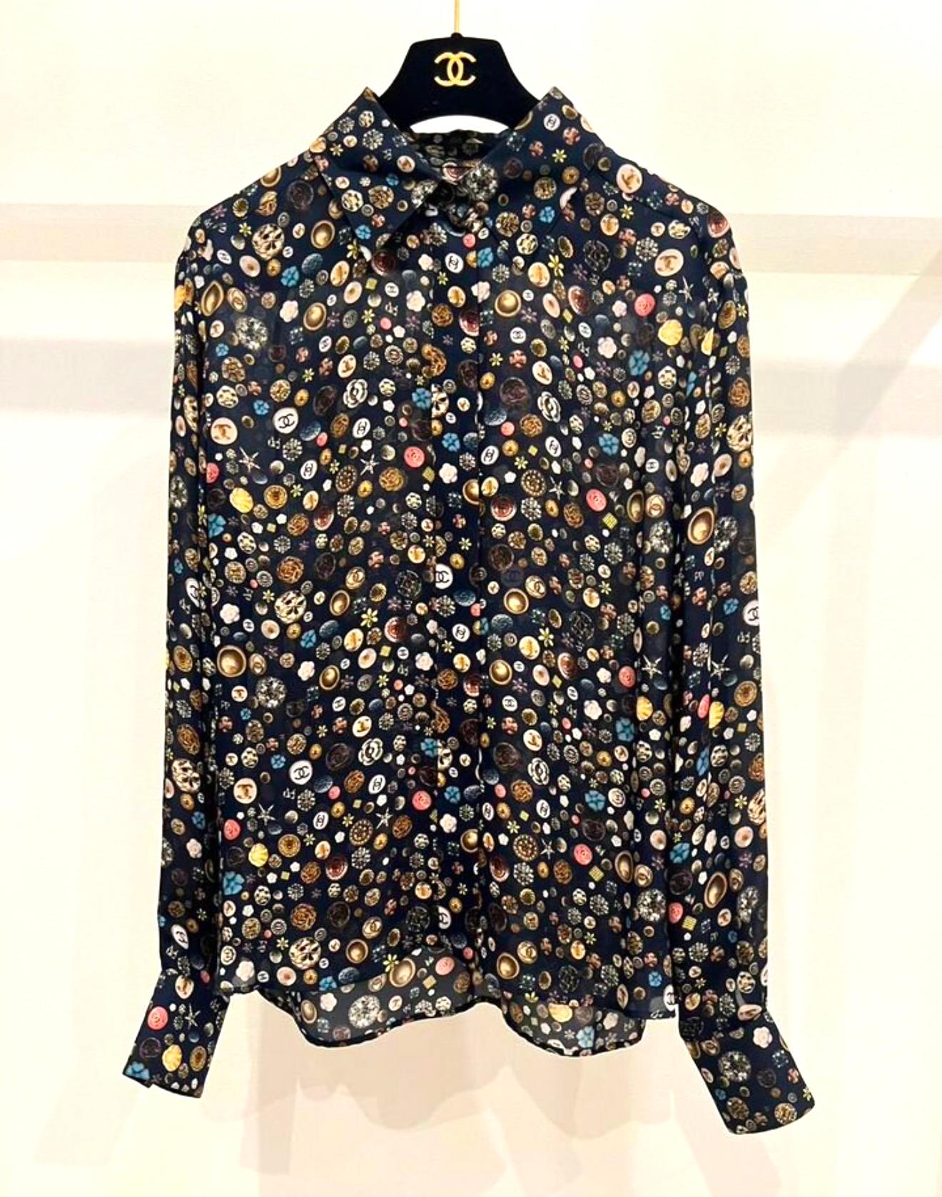 Women's or Men's Chanel CC Logo Black Silk Blouse For Sale