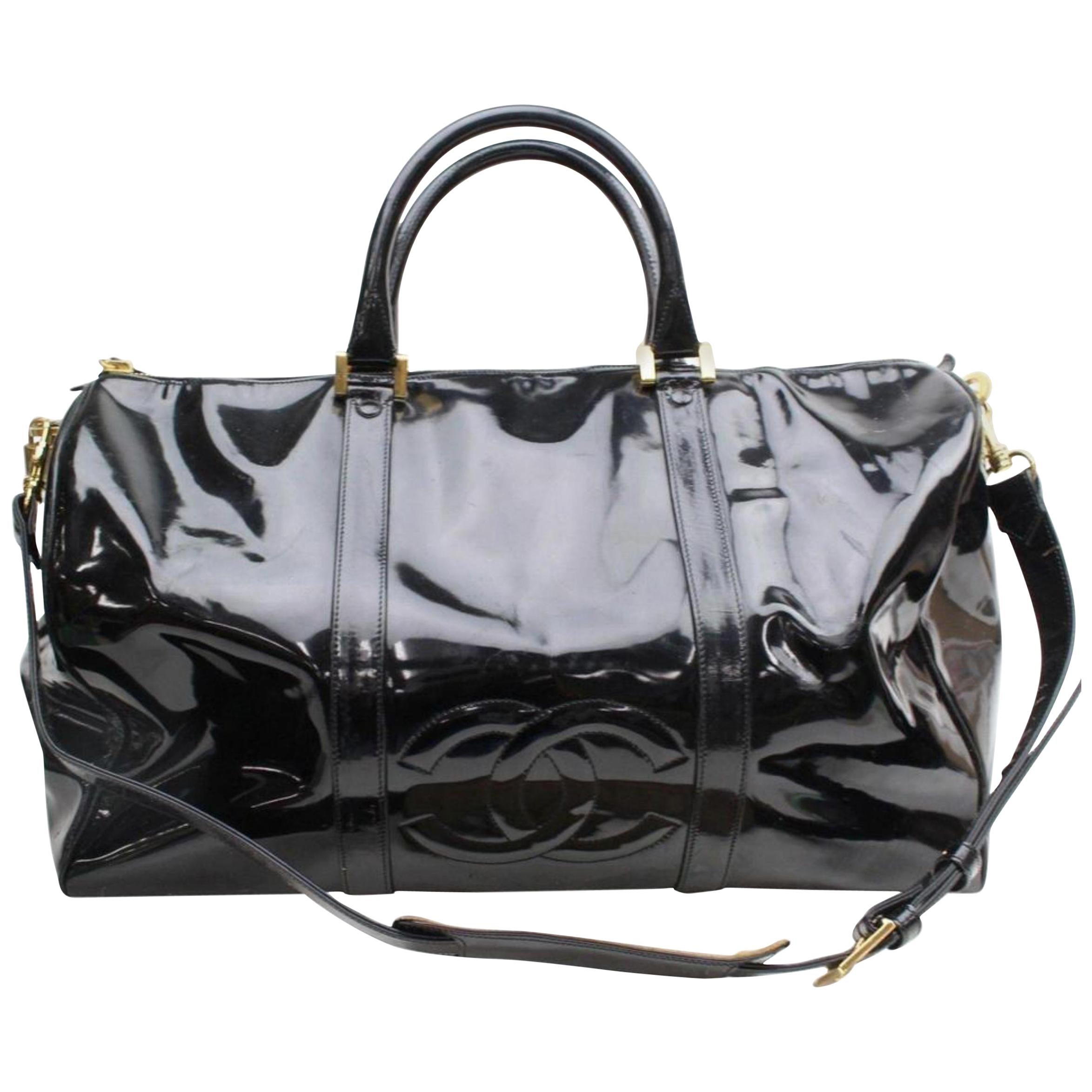 Chanel Cc Logo Boston Duffle with Strap 869038 Black Patent Weekend/Travel Bag For Sale