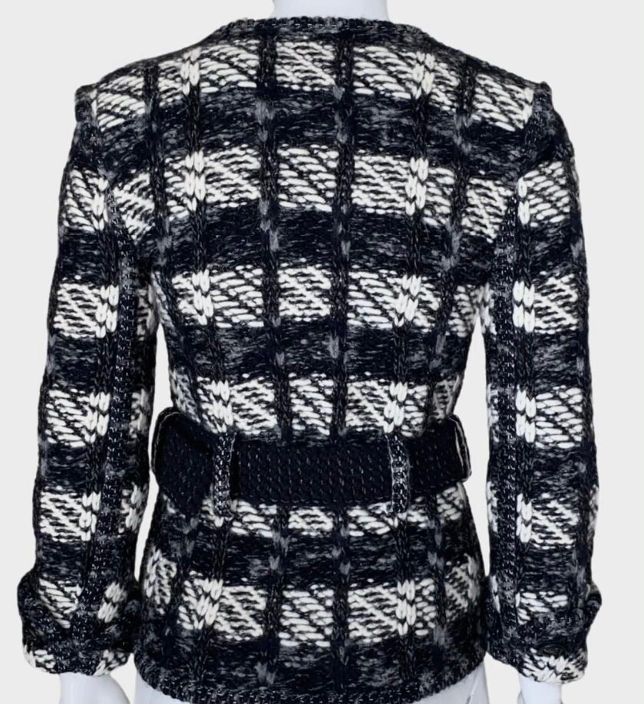 Chanel CC Logo Buckle Black Woven Tweed Jacket 4