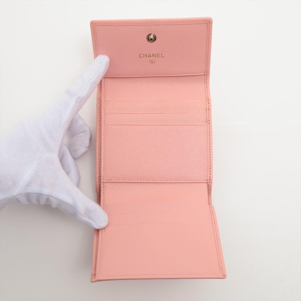 Chanel CC Logo-Brieftasche mit kompaktem Knopfleiste in Rosa im Angebot 2