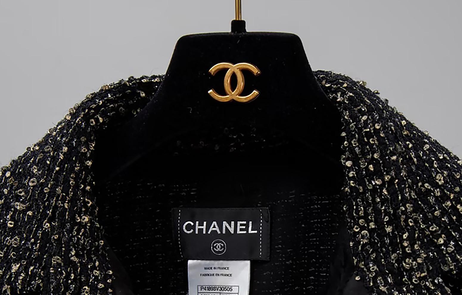 Chanel CC Logo Buttons Dress Chain Embellishment 34 FR For Sale 4