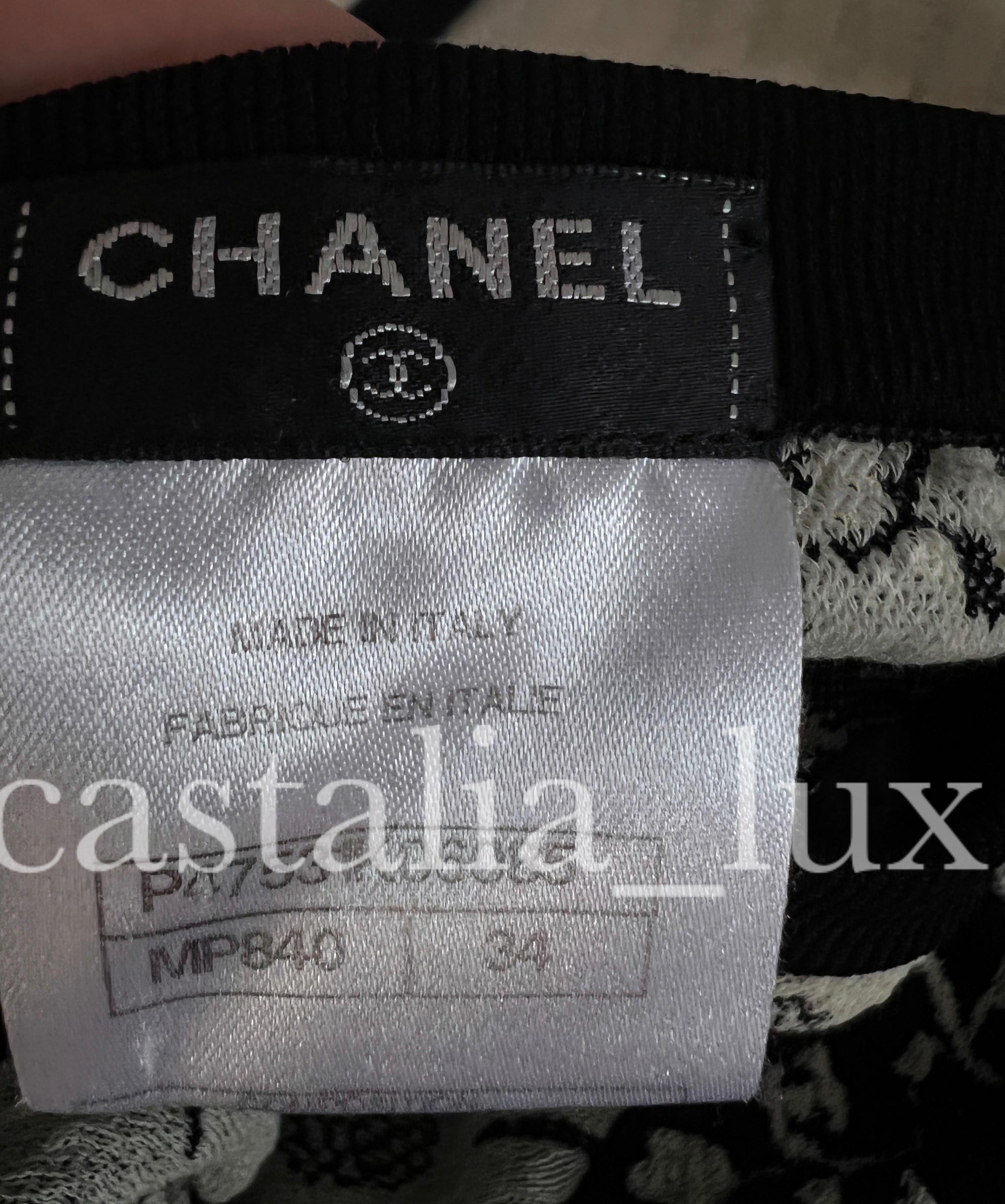 Chanel CC Logo Camelia Relaxed Dress For Sale 7