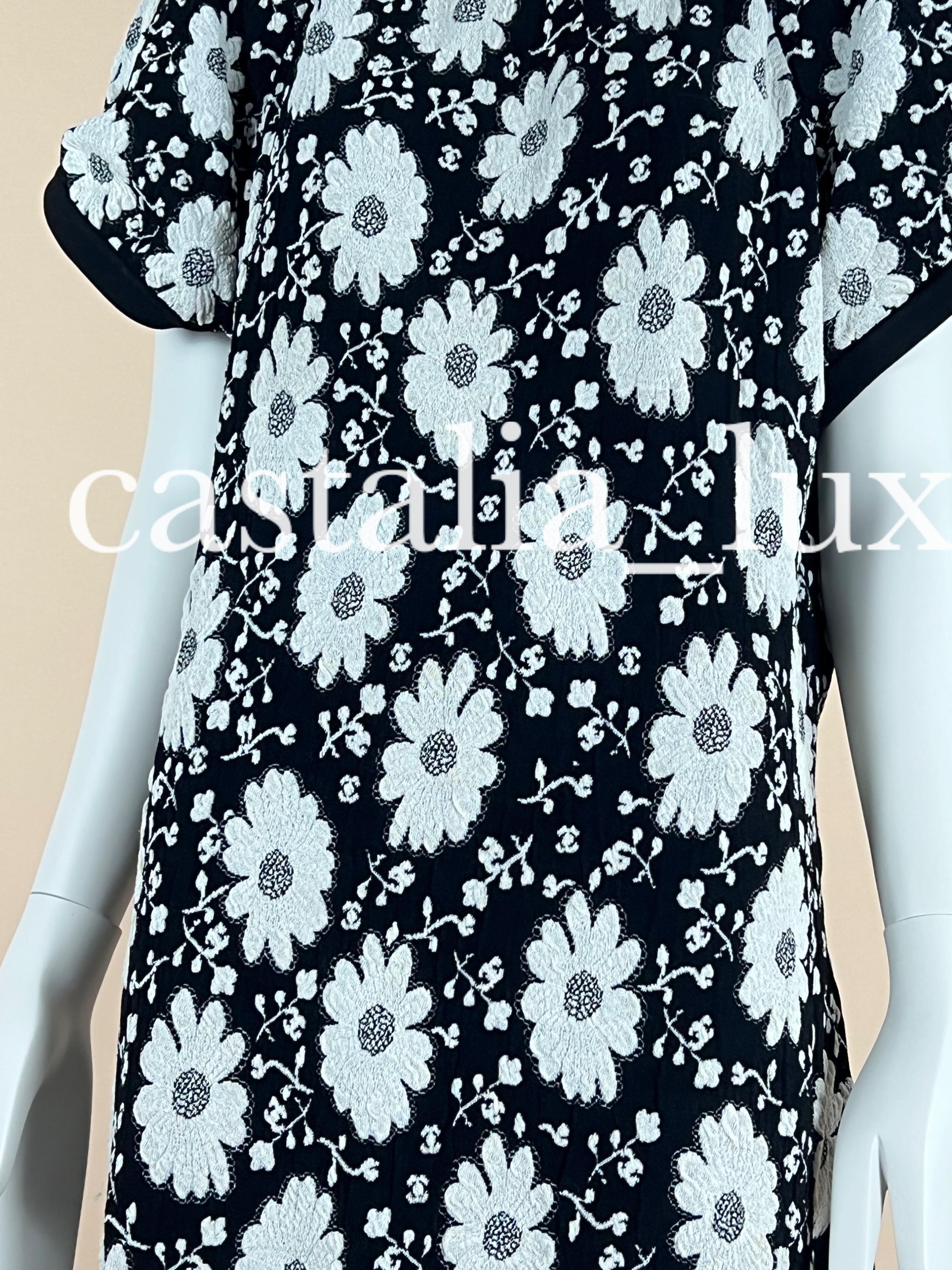 Chanel CC Logo Camelia Relaxed Dress For Sale 5