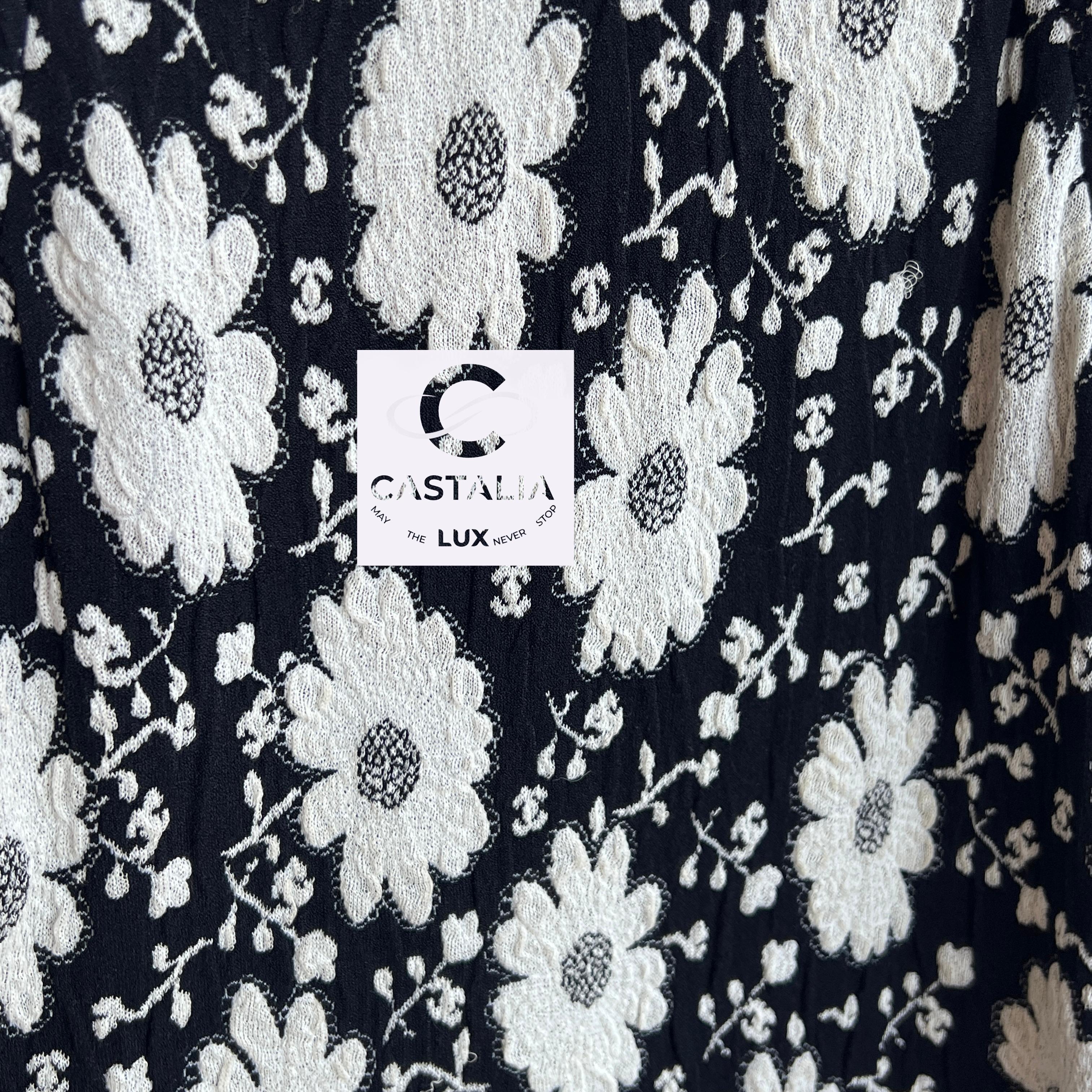 Chanel Paris / Singapore CC Logo Camellias Dress 34 FR For Sale 6