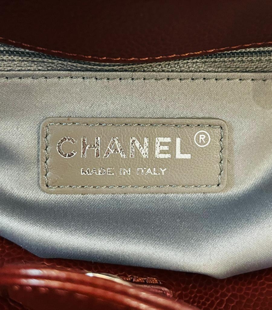 Chanel 'CC' Logo Caviar Leather Petite Shopping Tote Bag For Sale 8