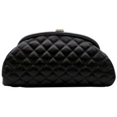 Chanel 'CC' logo clasp Quilted Satin Clutch Bag