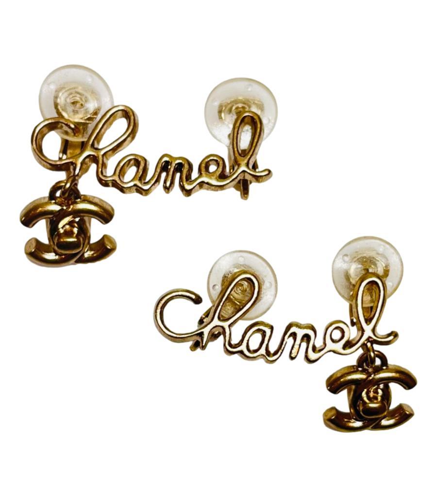 Chanel 'CC' Logo Schmiedeeisen-Manschettenklammer-Ohrclips im Zustand „Hervorragend“ im Angebot in London, GB