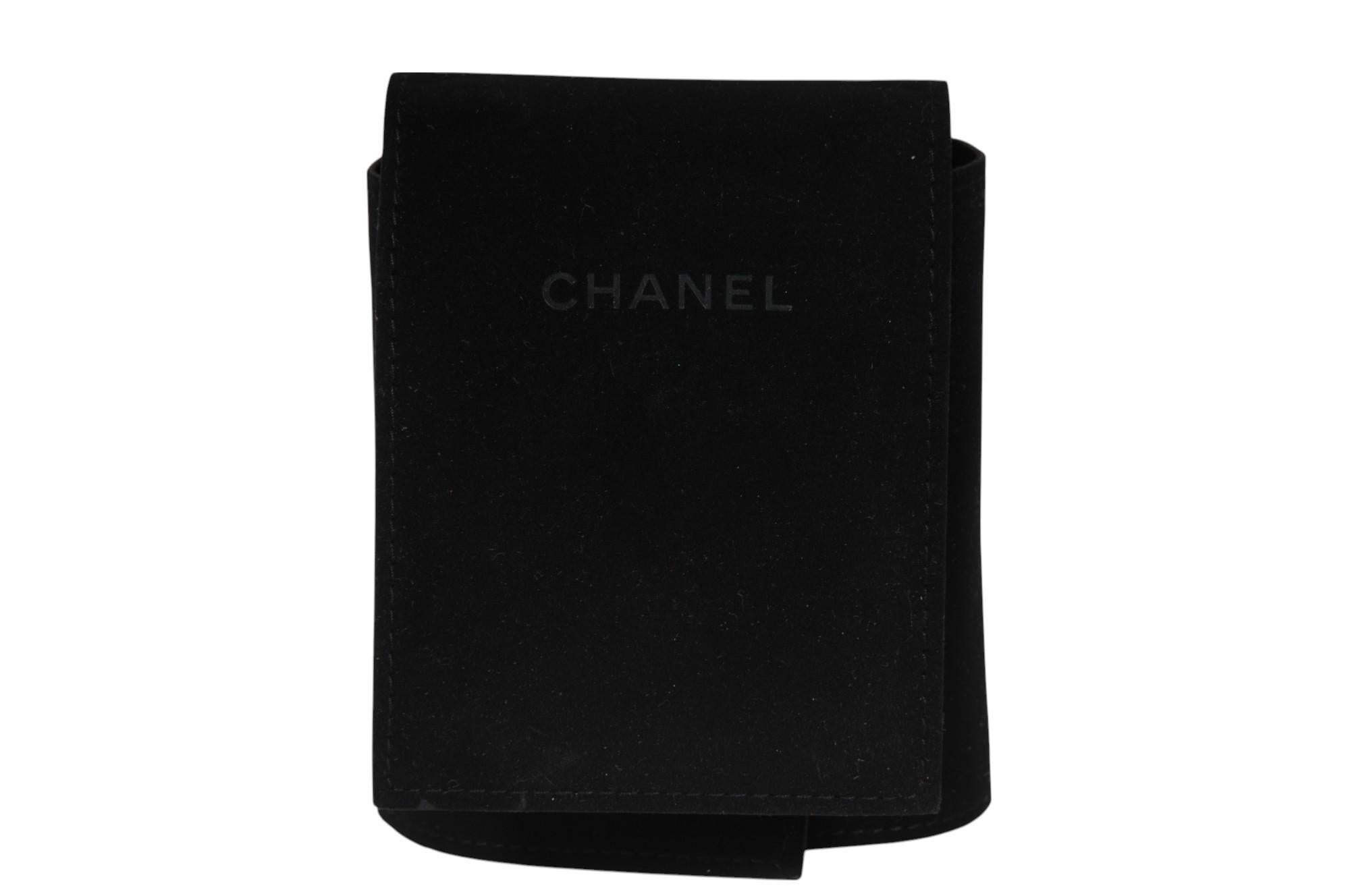 Chanel CC Logo Coco Mark Orecchini di cristallo con nappina B18S Silver in vendita 4
