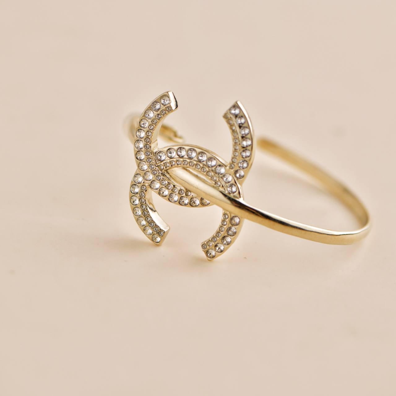 large chanel hoop earrings