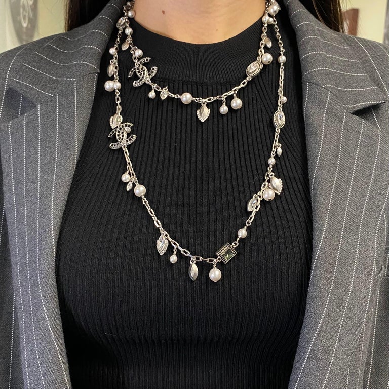 Chanel CC Logo Crystal Pearl Silver Ladies Long Necklace For Sale at ...