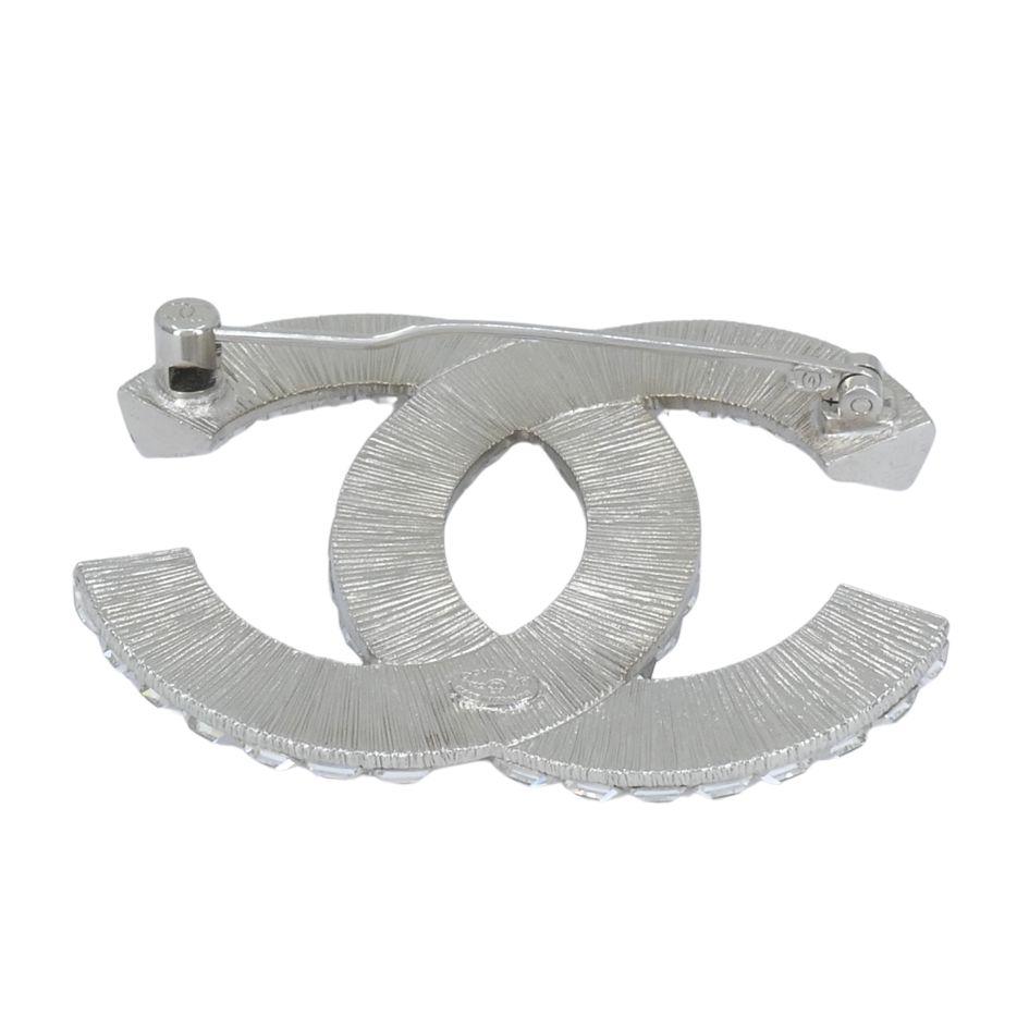 Chanel CC Logo Crystal Silver Pin Brooch For Sale 4