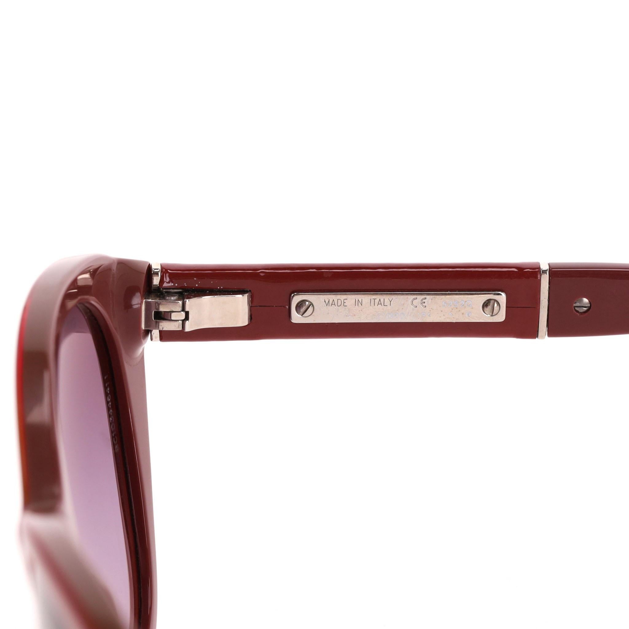 Lunettes de soleil papillon avec logo 'CC' de Chanel en vente 3