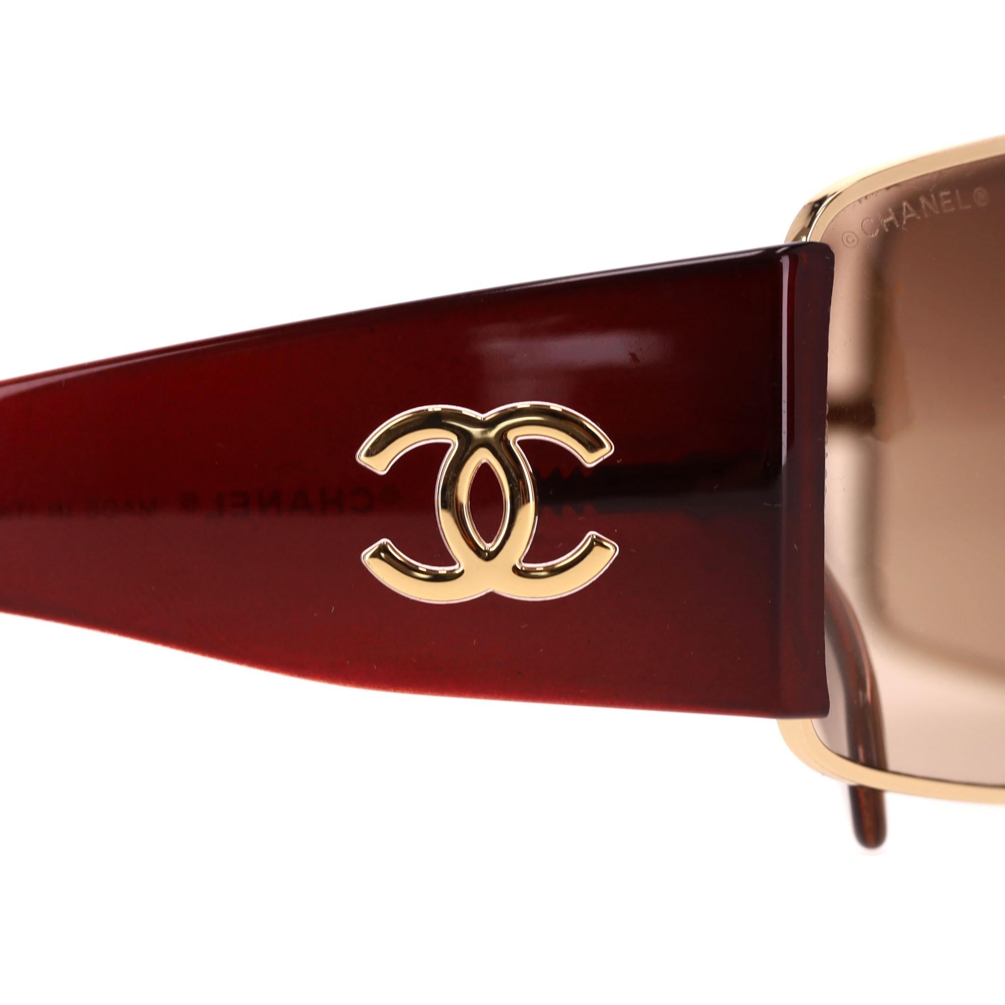 Chanel 'CC' Logo Detail Oversized Sunglasses For Sale 1