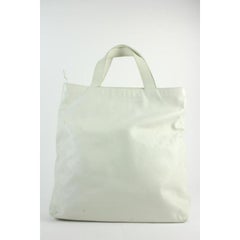 Chanel Cc Logo Embossed 22cca11617 White Leather Tote