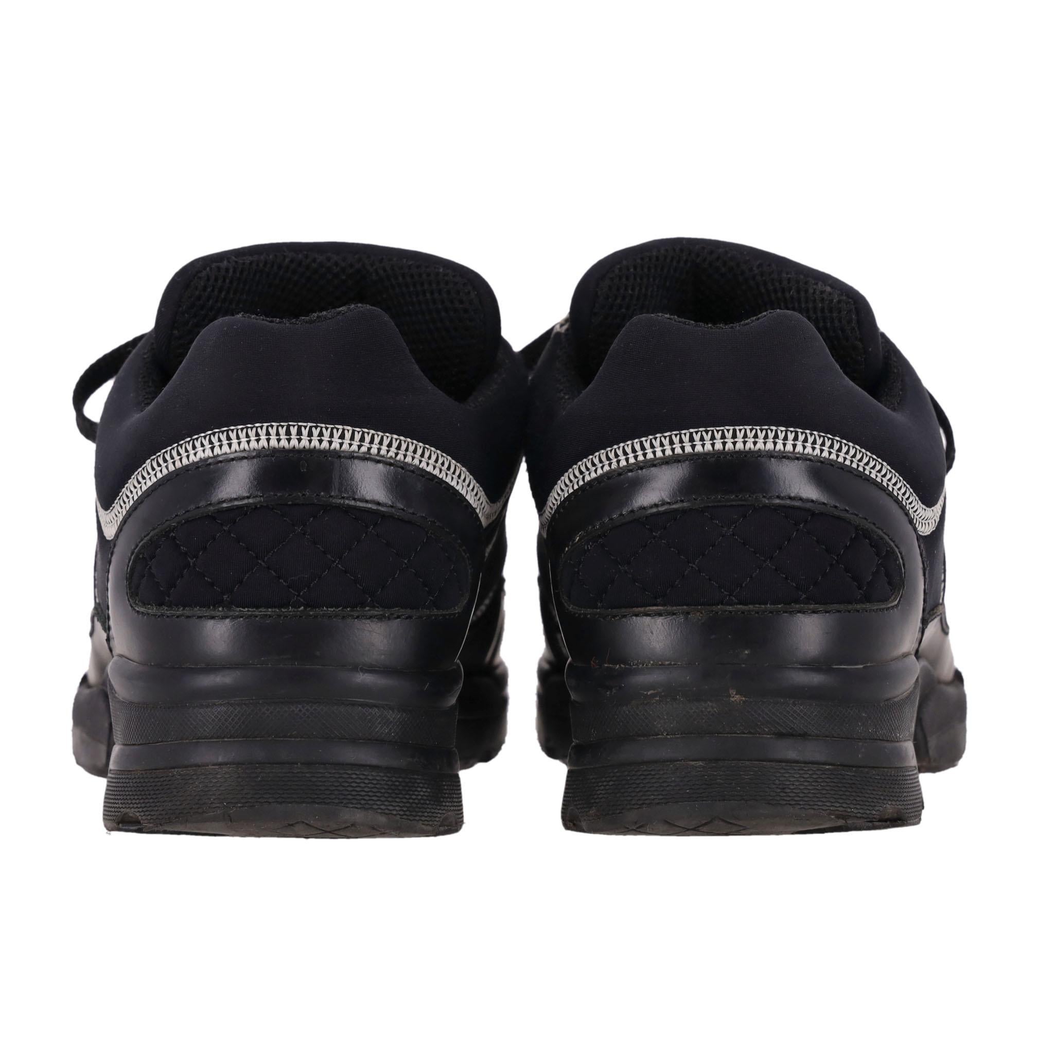 Chanel 'CC' Logo Embroidered Neoprene & Leather Sneakers In Good Condition For Sale In London, GB