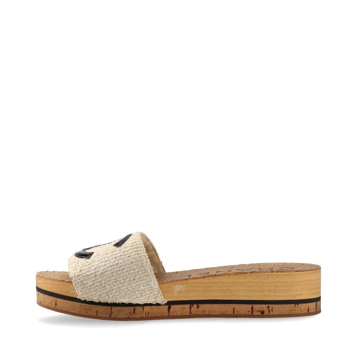 Chanel CC Logo Fabric Wooden Sandal Ivory x Brown 1
