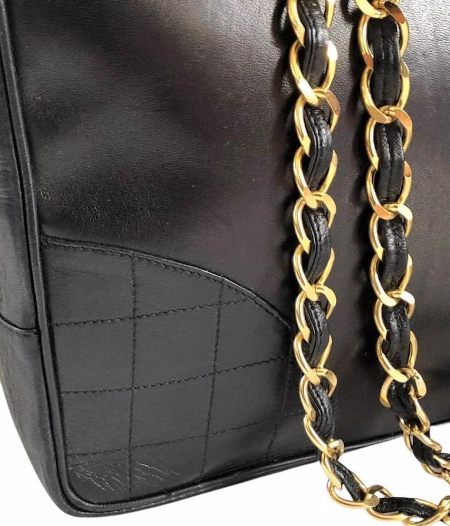 Women's CHANEL CC Logo Grand Shopping Tote Black Shoulder Bag Vintage