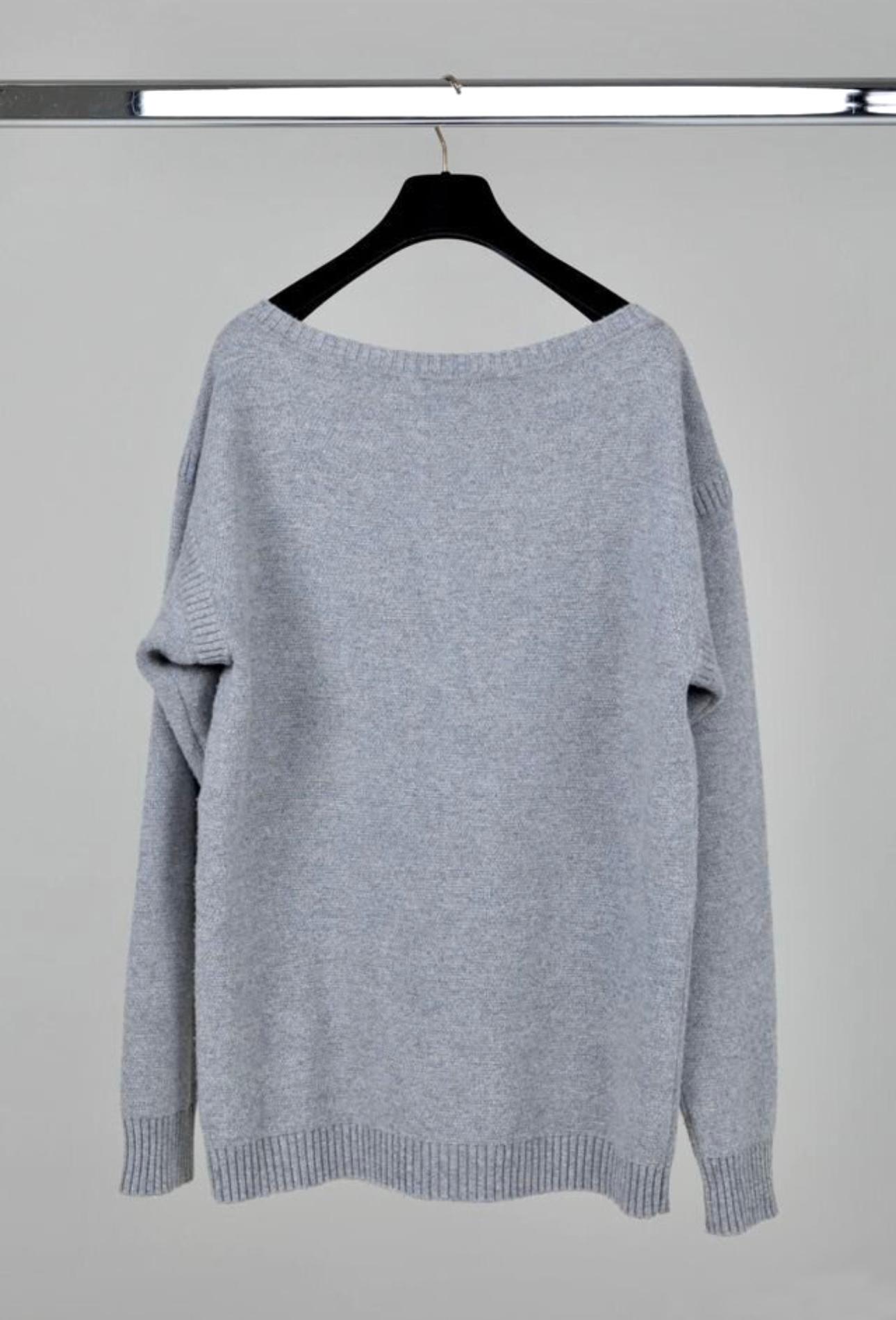 Women's or Men's Chanel CC Logo Grey Cashmere Jumper
