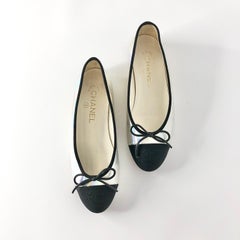 Chanel CC Logo Iridescent Patent Cap Toe Ballerina
Flats 36