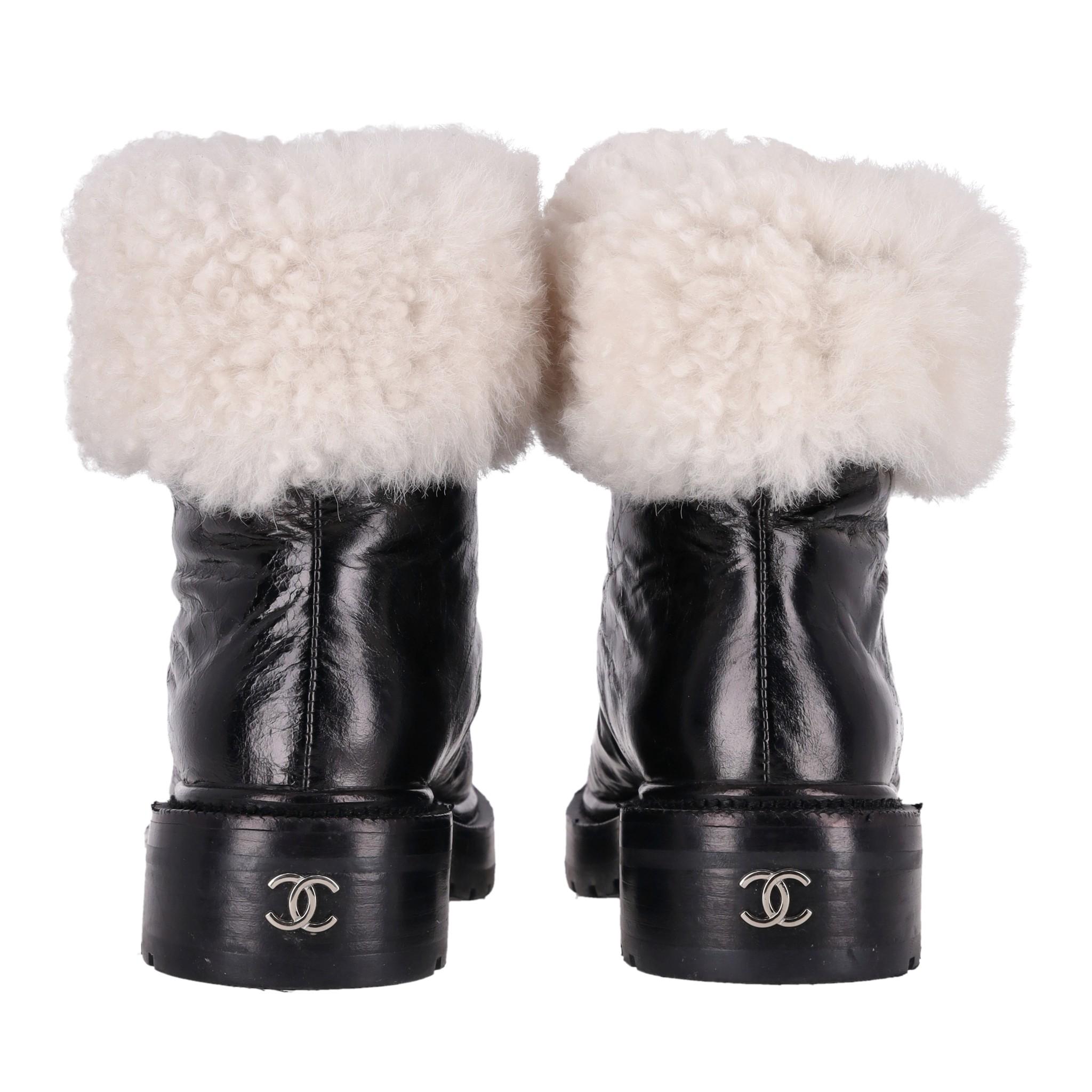 Chanel 'CC' Logo Lambskin & Shearing Ankle Boots In Excellent Condition For Sale In London, GB