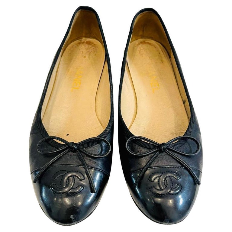 Chanel Flat Shoes - 210 For Sale on 1stDibs