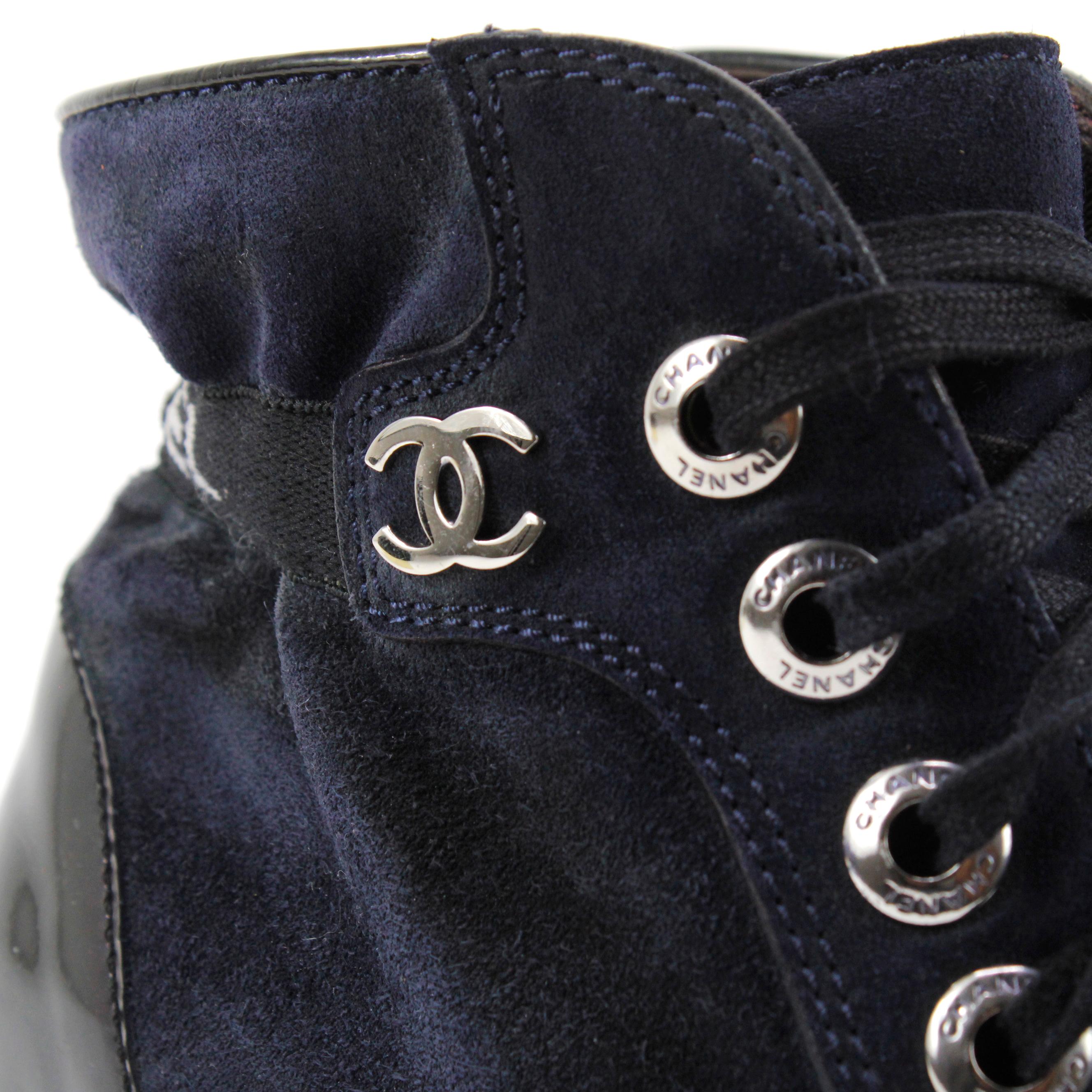 Chanel CC Logo Leather Boots  For Sale 1