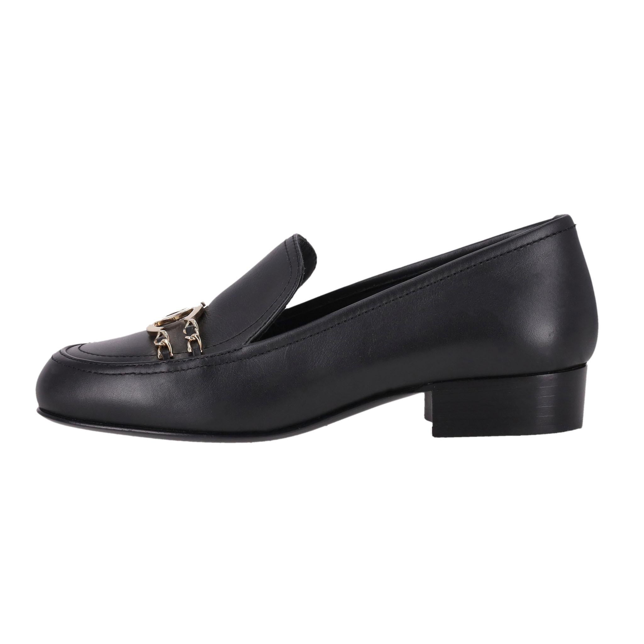 Black Chanel 'CC' Logo Leather & Chain Detail Loafers