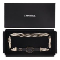 Chanel 'CC' Logo, Leather & Chain Pearl Belt