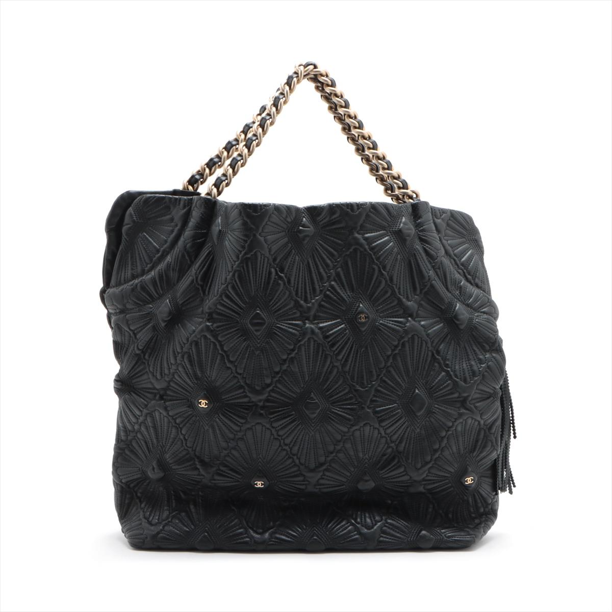 Chanel CC Logo Leather Chain Tassel Handbag Black In Good Condition In Indianapolis, IN