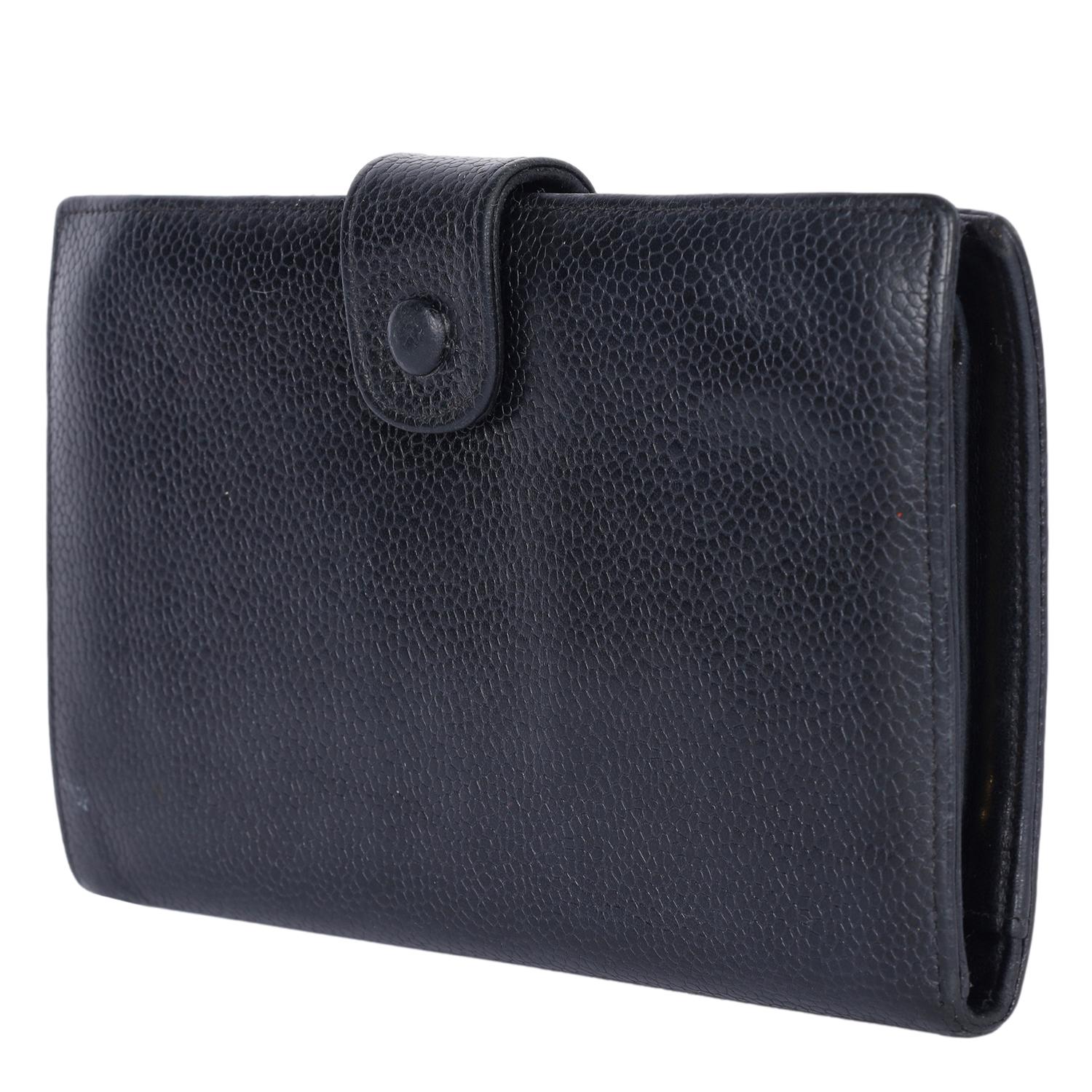 CHANEL CC Logo Long Bifold Wallet Purse Leather Black Vintage For Sale 3