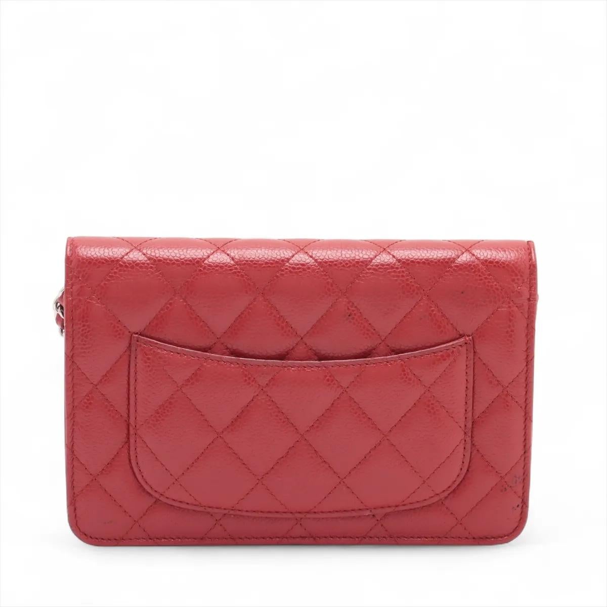 Chanel CC Logo Matelasse Caviar Skin Chain Wallet Rouge Bon état - En vente à Indianapolis, IN