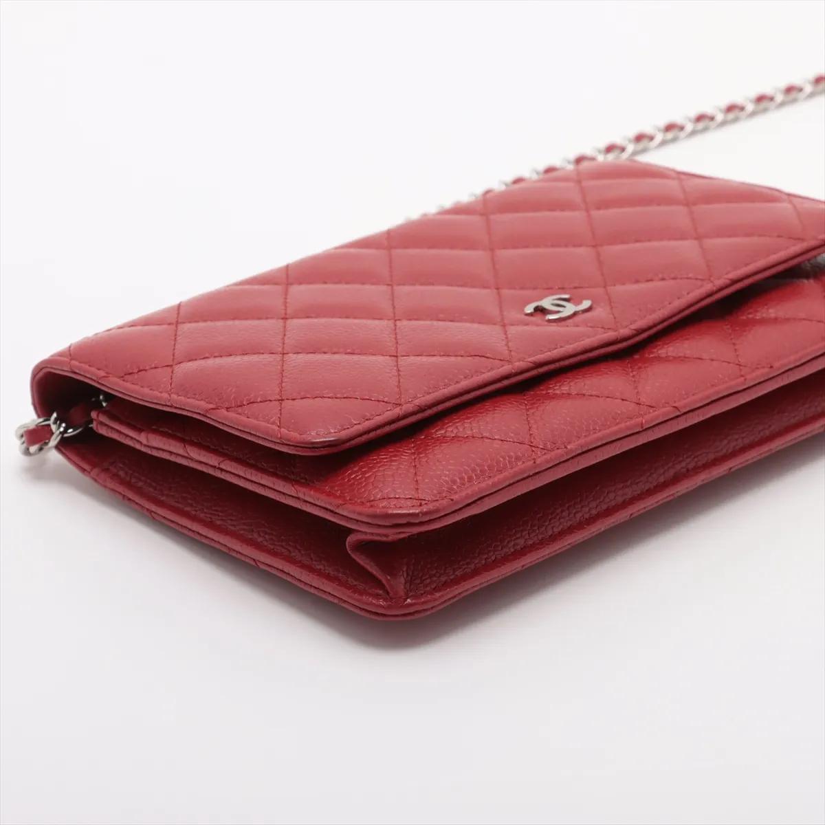 Chanel CC Logo Matelasse Caviar Skin Chain Wallet Rouge en vente 1