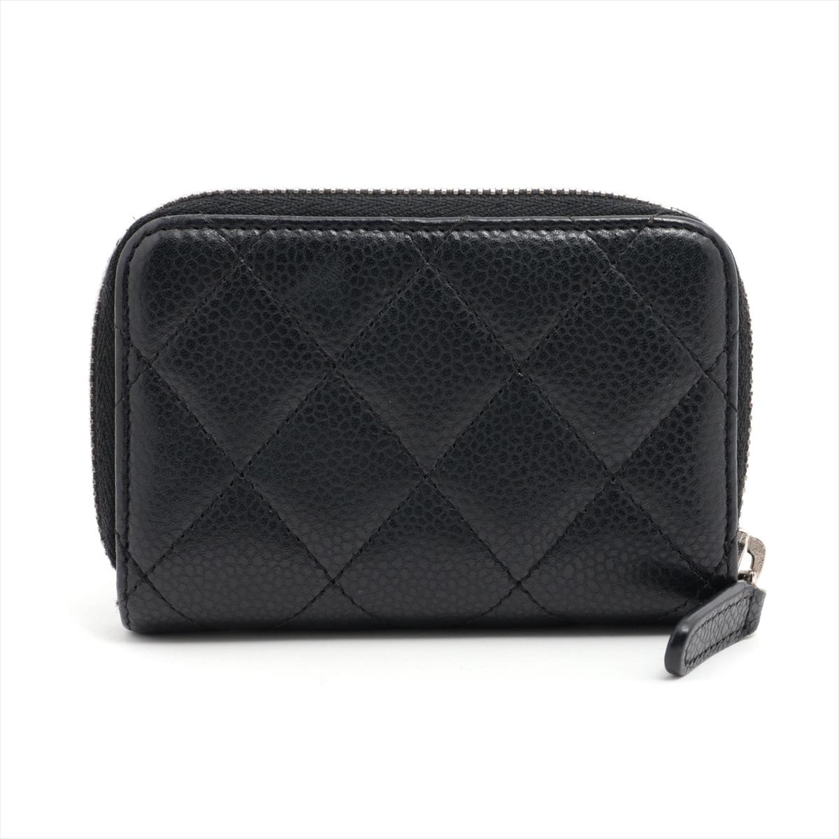 Chanel CC Logo Matelasse Caviar Skin Coin Case Zippy Wallet Black In Good Condition For Sale In Indianapolis, IN