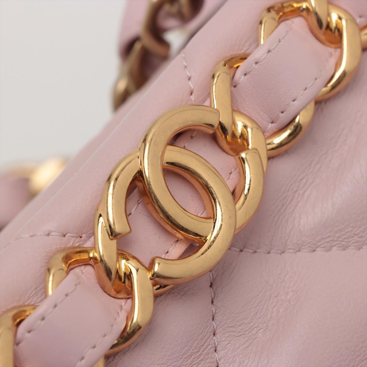 Chanel CC Logo Matelasse Lambskin Chain Shopping Tote Bag Pink For Sale 9