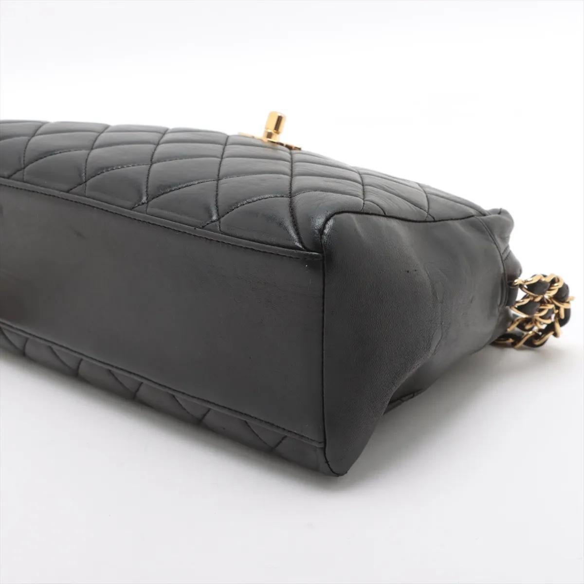 Donna *Chanel CC Logo Matelasse Borsa a tracolla in pelle d'agnello Nero in vendita