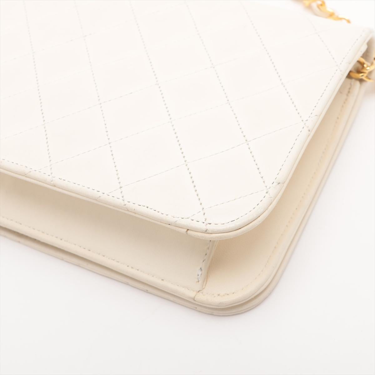 Chanel CC Logo Matelasse Lambskin Chain Shoulder Bag White 9
