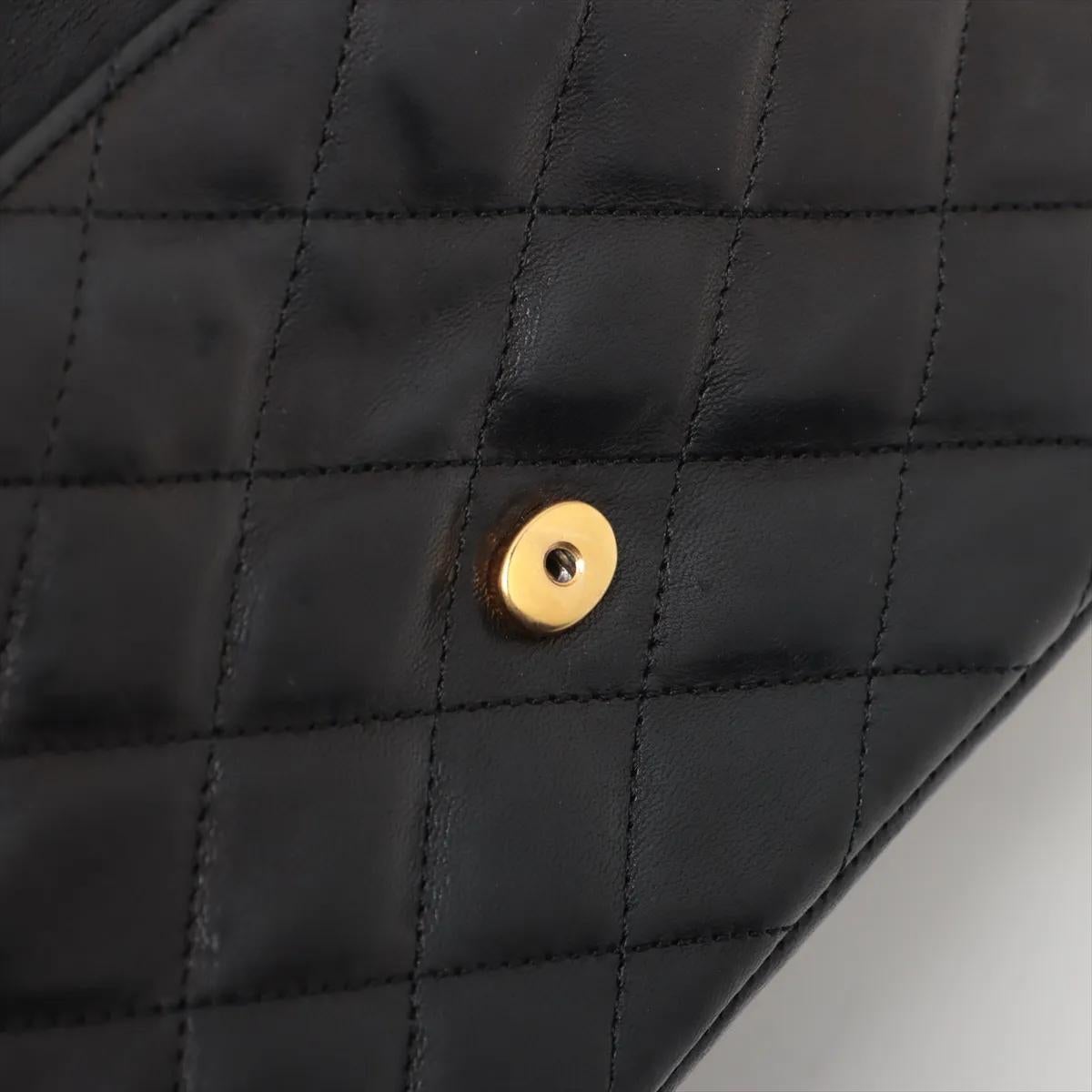 *Chanel CC Logo  Sac en cuir d'agneau matelassé à rabat unique et à chaîne unique Noir en vente 6