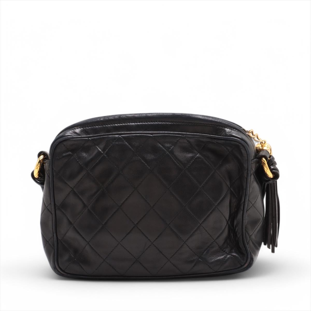 Chanel CC Logo Matelasse Lambskin Tassel Camera Bag Black In Good Condition For Sale In Humacao, PR