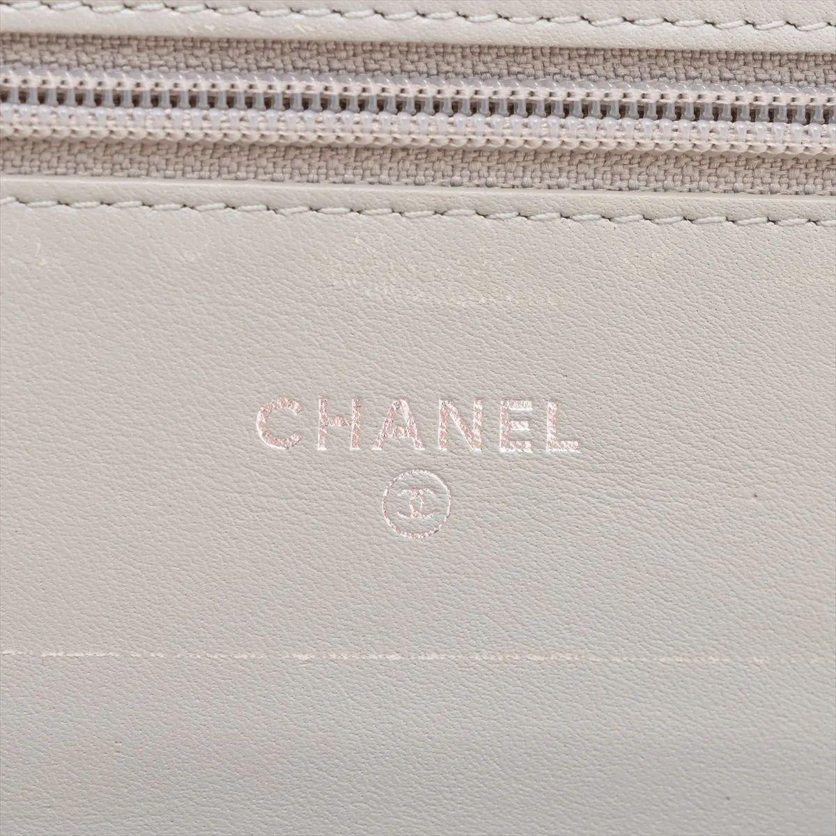 Chanel CC Logo Matelasse Lackleder Kette Brieftasche Gelb im Angebot 5