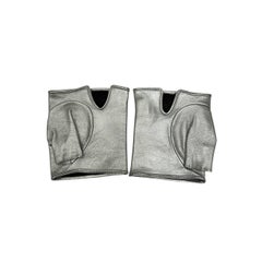 CHANEL CC Logo Metallic Silver Fingerless Gloves - Size 7