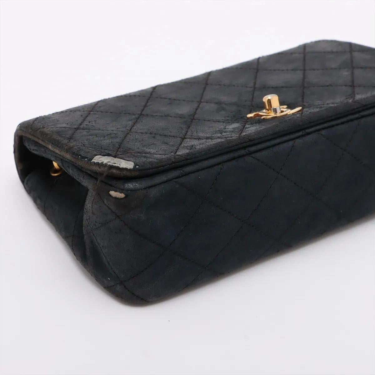 Chanel CC Logo Mini Matelasse 19 Lambskin Single Flap Single Chain Bag Black For Sale 1