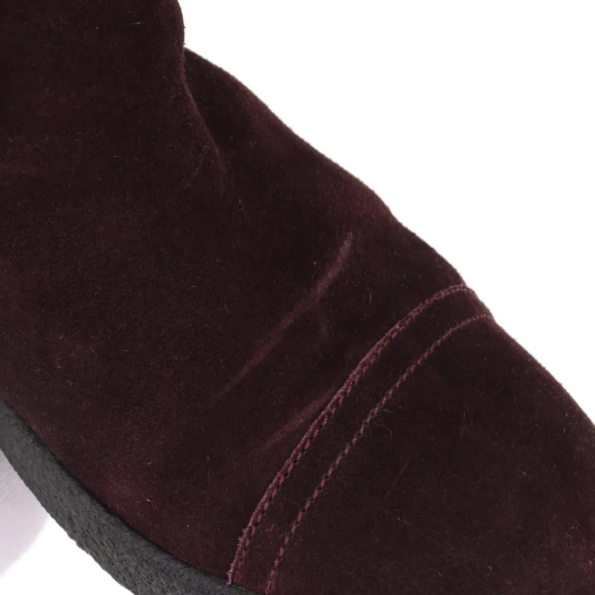 Chanel CC Logo Mouton Botas Largas Burdeos en venta 11