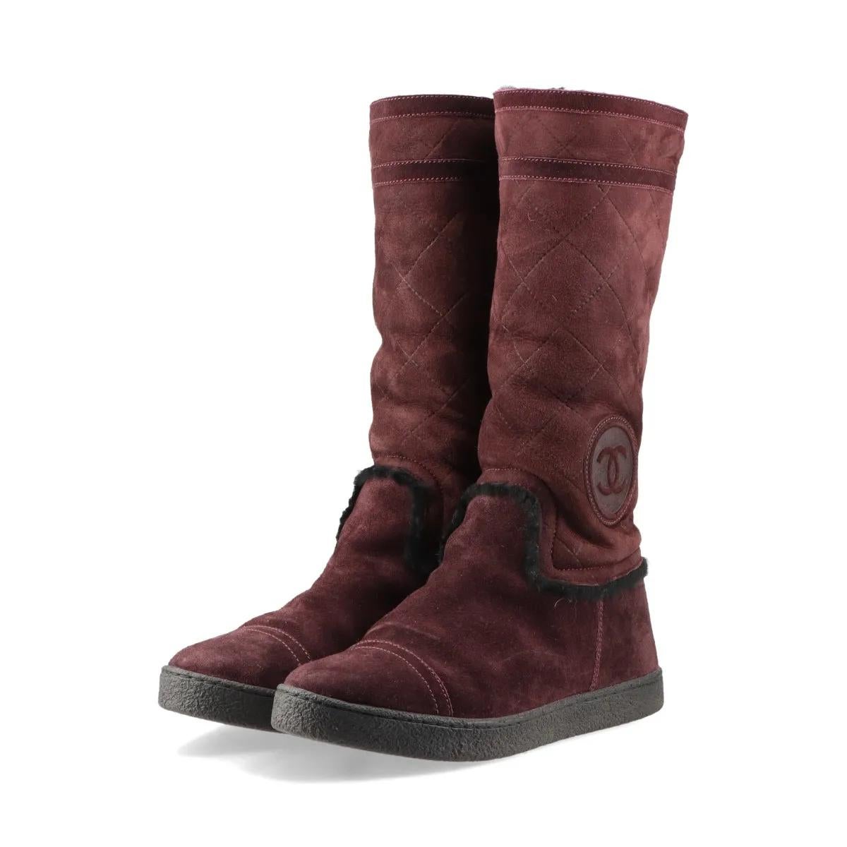 Chanel CC Logo Mouton Botas Largas Burdeos en venta 1