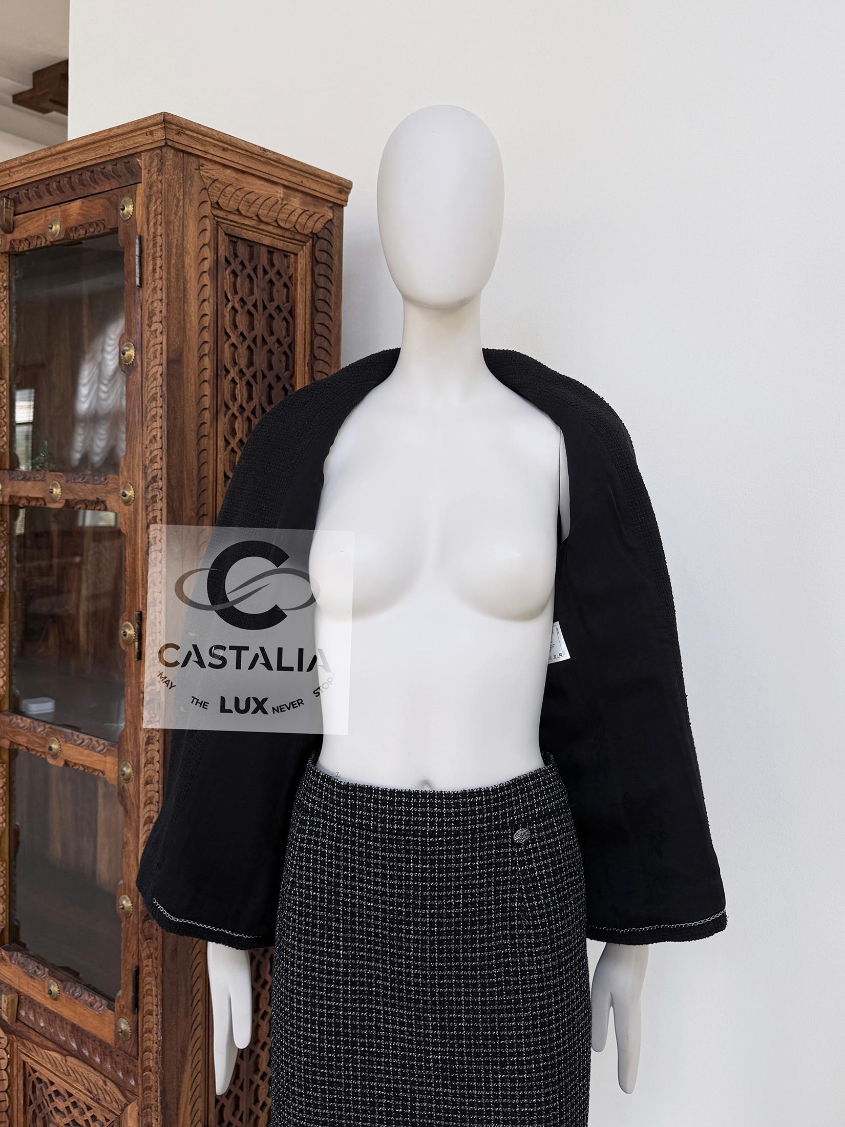 Chanel CC Logo Patch Veste en tweed noir 36 FR 12